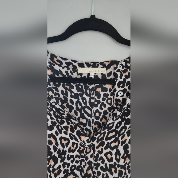 Monk and Lou leopard blouse - Picture 2 of 2